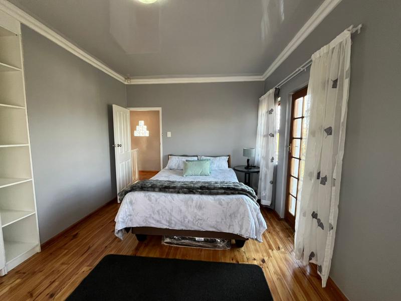 To Let 4 Bedroom Property for Rent in Kingswood Eastern Cape
